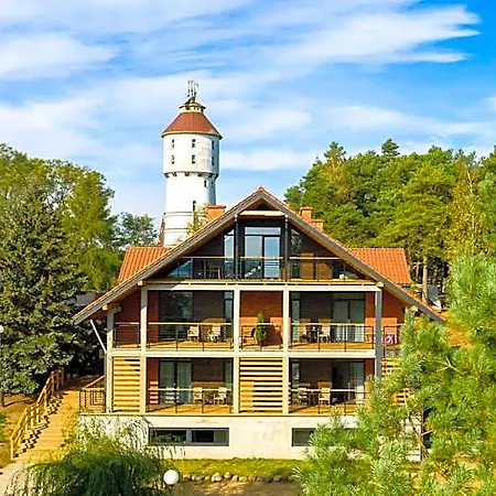 Róża Wiatrów Resort *