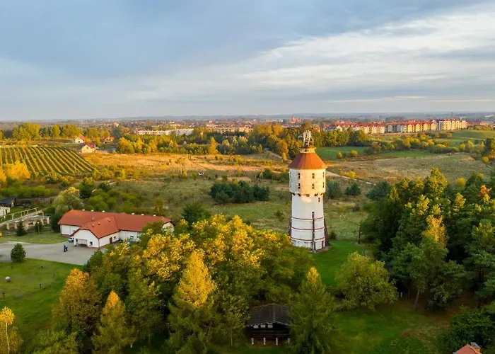 Róża Wiatrów Ośrodek wypoczynkowy *