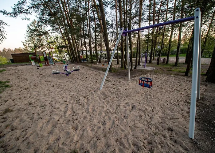 Róża Wiatrów Ośrodek wypoczynkowy *